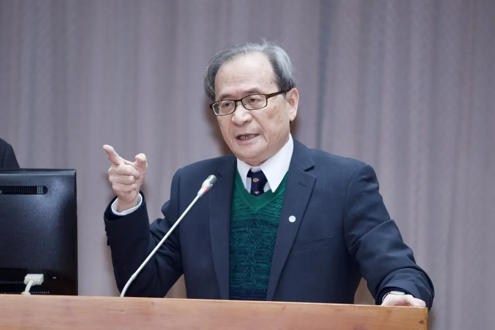 原能會主委謝曉星爆性騷女下屬遭免職　蘇貞昌：移送監院究責