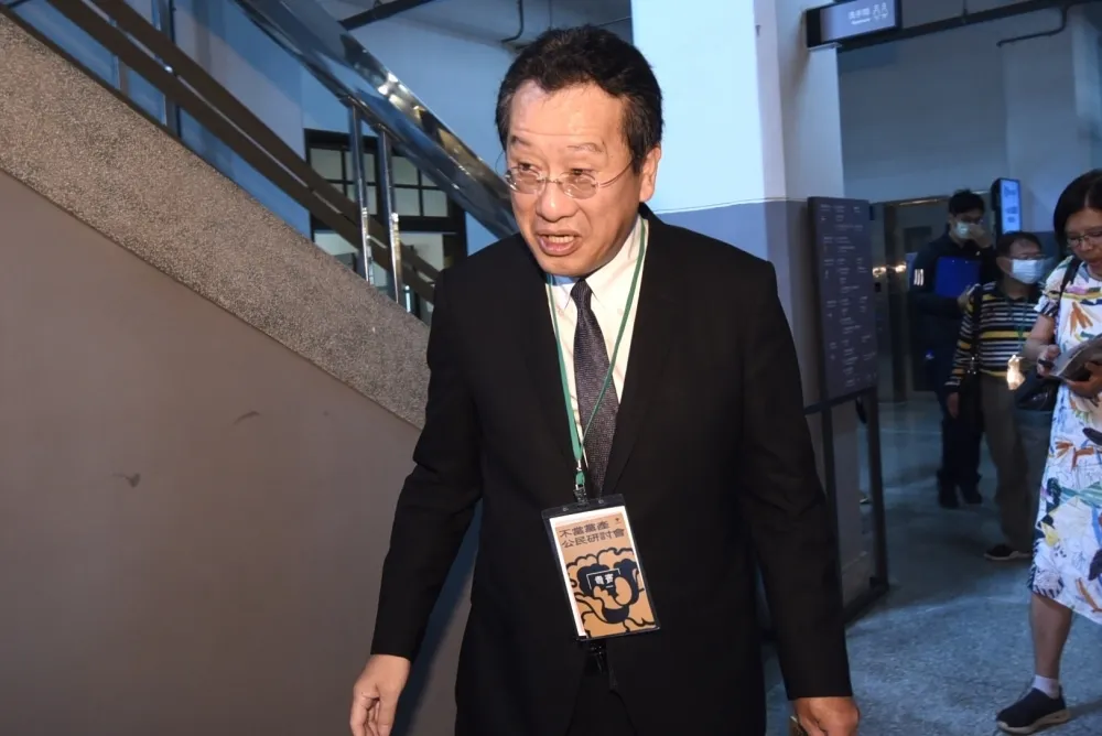 國防部長邱國正傳將卸任　顧立雄成為可能接任人選