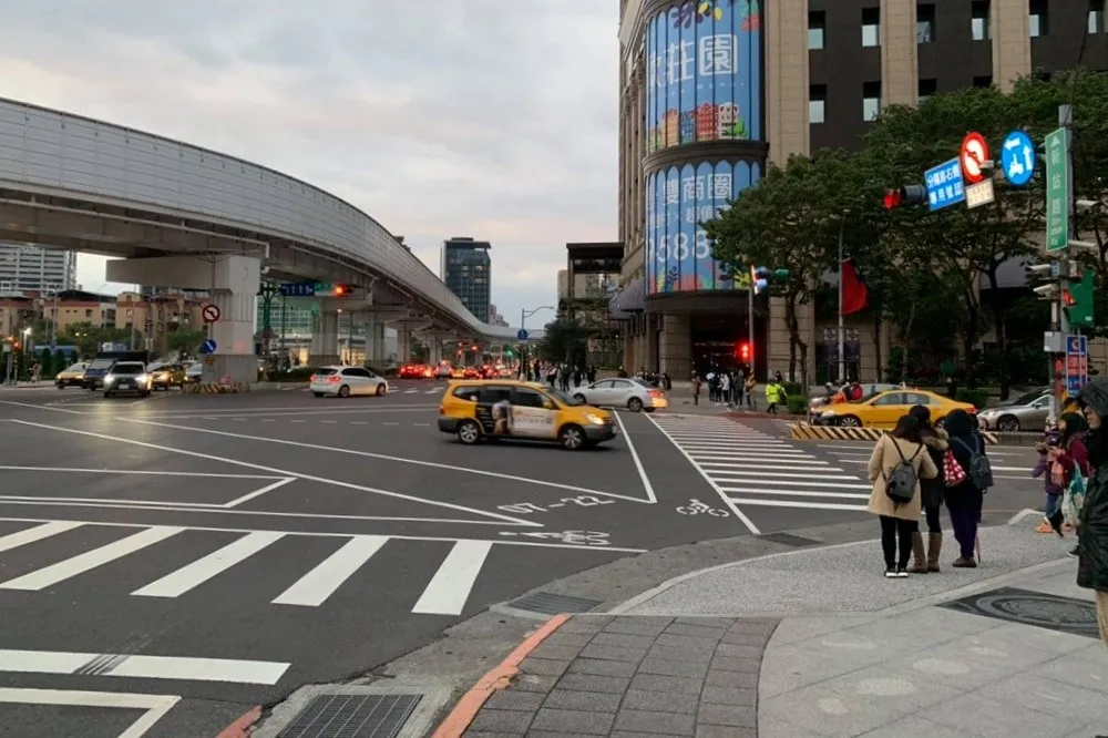 【新北春節交通懶人包】國五匝道時段封閉　路邊停車格除夕、初一不收費