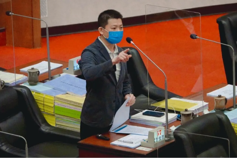 國民黨開鍘！　曾俊傑、張峻等11名正副議長及議員遭開除黨籍