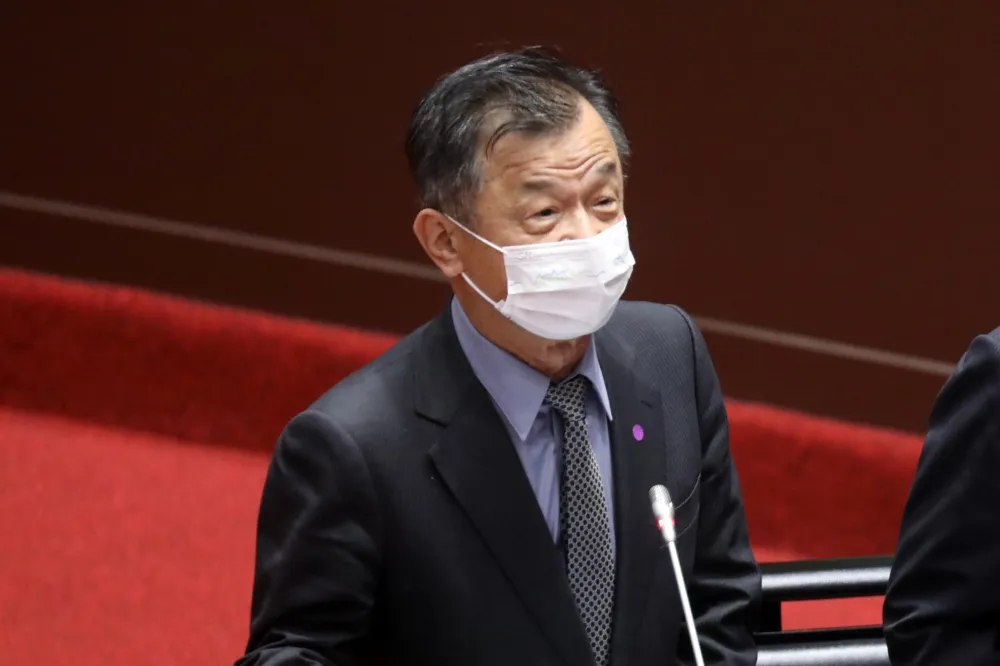 中國解禁金酒等63家台灣食品進口　邱太三諷：是誰去設計這樣的門檻