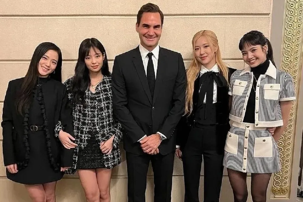 【難擋韓流】費德勒PO與女神團體BLACKPINK合照　一天獲百萬讚