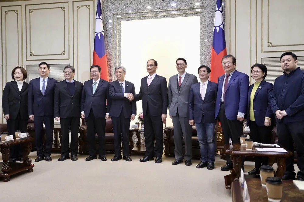 新上任首站拜會立院　陳建仁：拚4月普發6千元