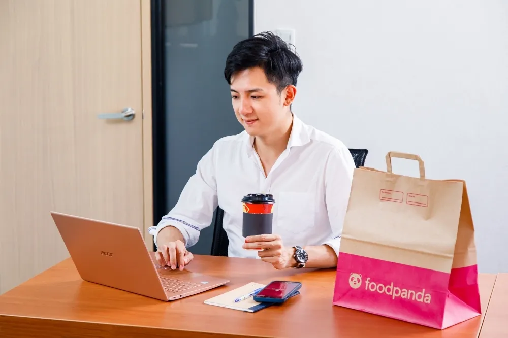 必勝客買一送一！foodpanda 開工補班外送 2 月優惠碼　訂星巴克送蛋糕、生鮮雜貨最高折抵 500 元