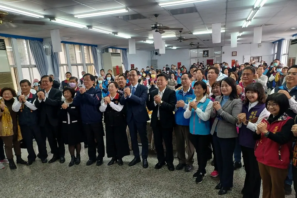 郭董回歸國民黨有望？　朱立倫：只要非綠朋友都支持