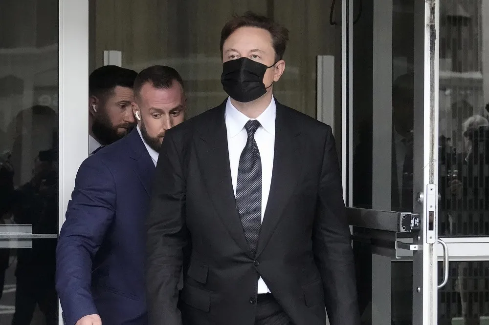 「特斯拉私有化」推文害慘投資人　馬斯克獲判無罪