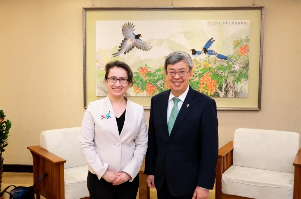 蕭美琴回來了！陳建仁曬合照大讚：我們最感佩的台灣之光