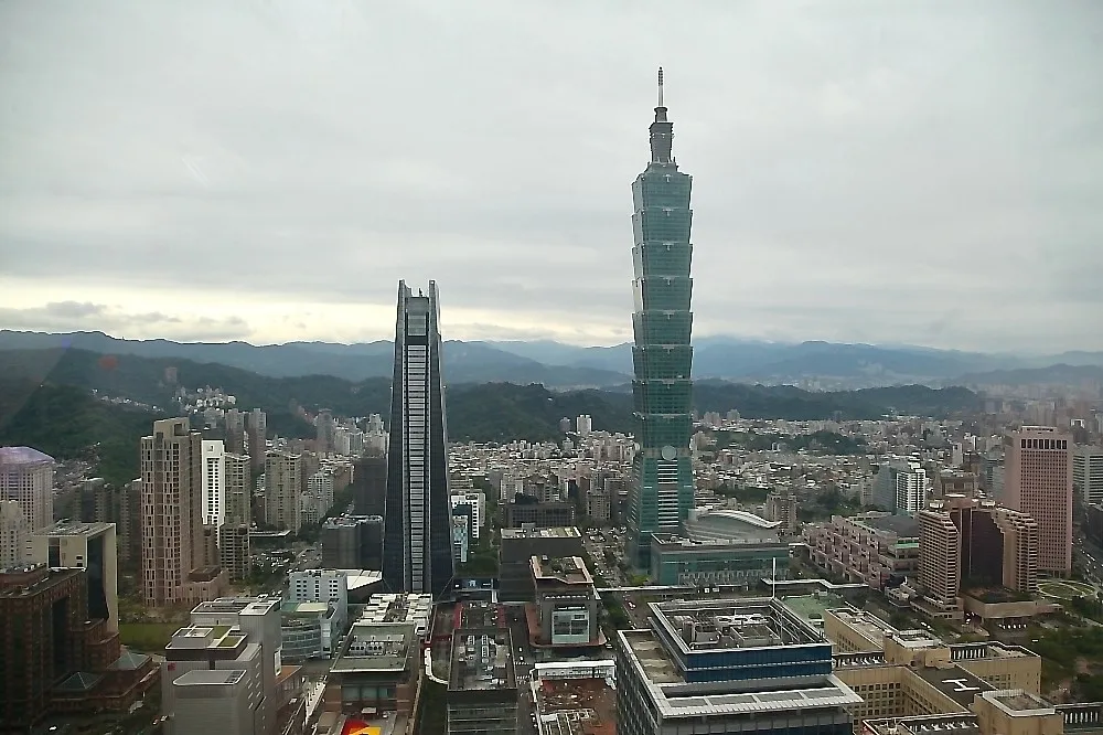 李濠仲專欄：拉攏台商是炒熱氣氛　逼走在台外商才是它的實戰