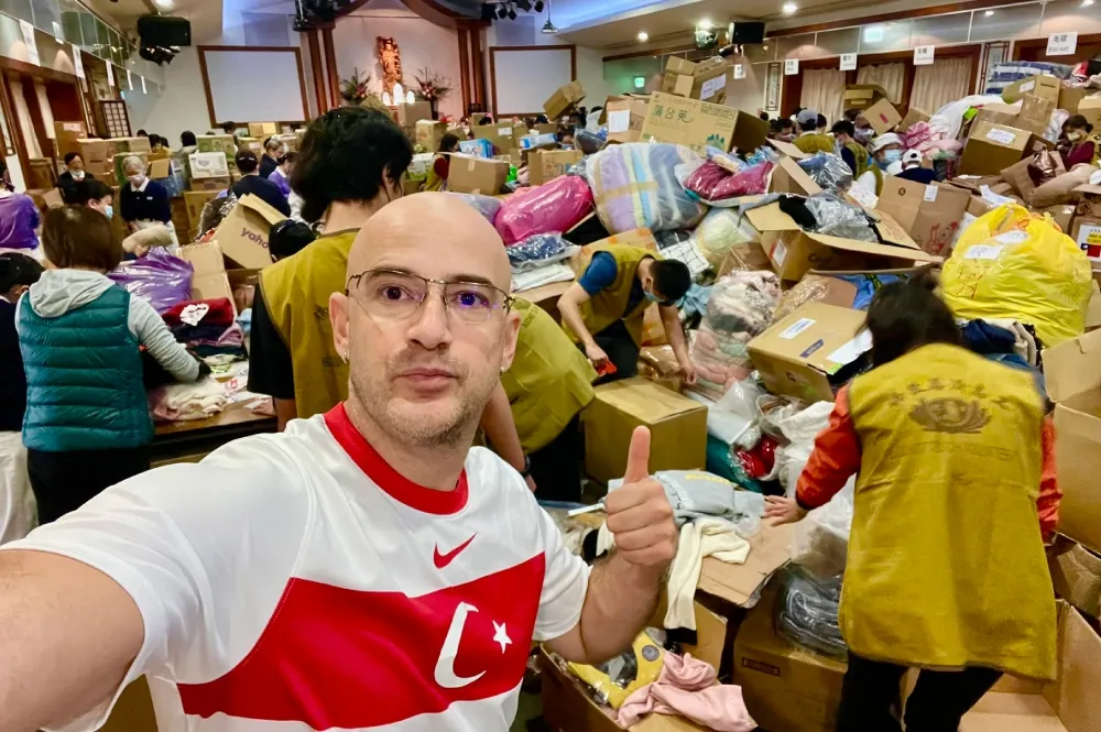 愛心滿出來了！土耳其賑災物資爆量　駐台辦事處宣布不再收件