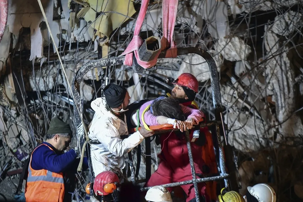 【土耳其強震】土敘罹難者逾3.4萬人　當局要抓違法建商、發113張逮捕令