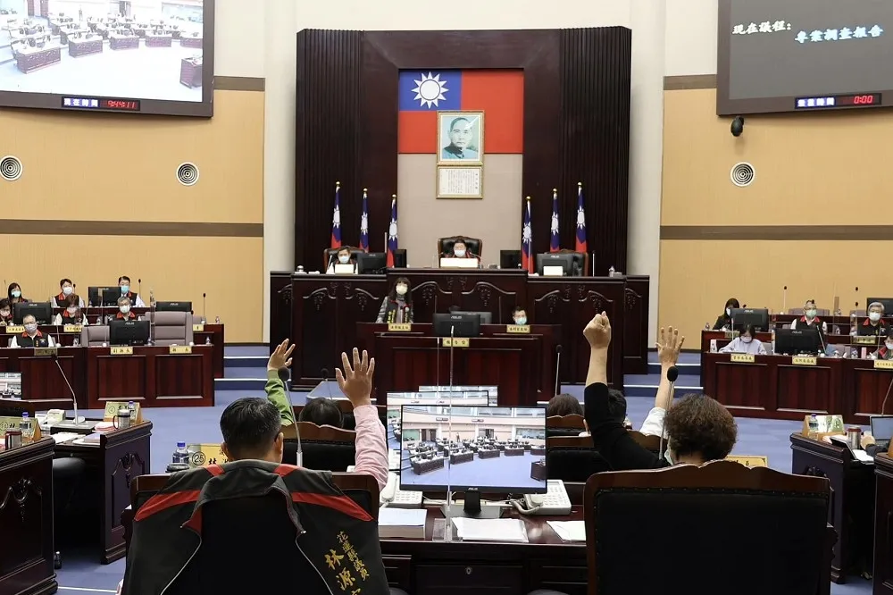 花蓮縣議會延審57項提案共4.5億　縣府嘆：於法不符，是鄉親重大損失