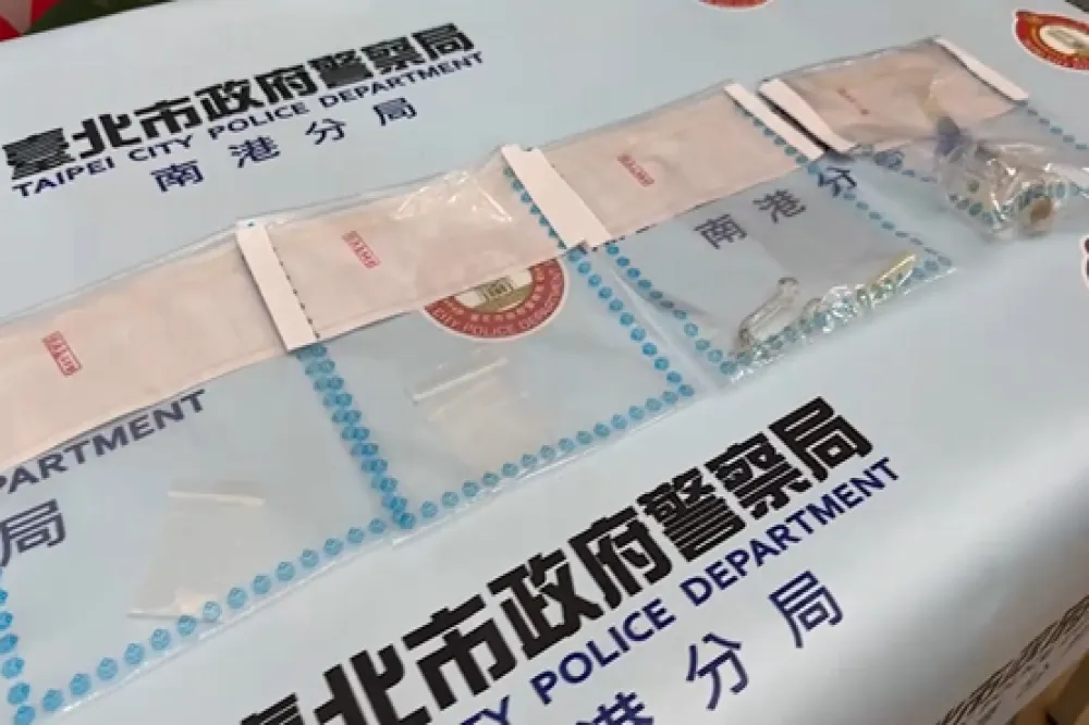 南港惡警被「警界狗仔」查出涉吸毒、販毒　拒解鎖iPhone遭法院裁定羈押