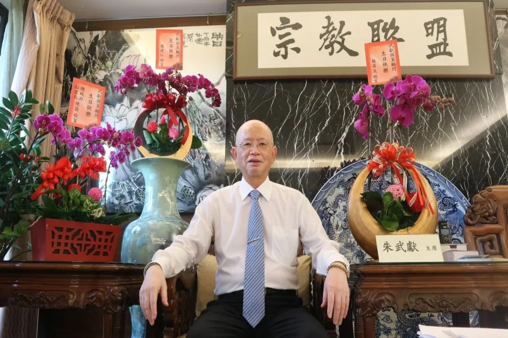 前銓敘部長「反同學者」朱武獻控遭家暴、反鎖家門　法院判准離婚確定
