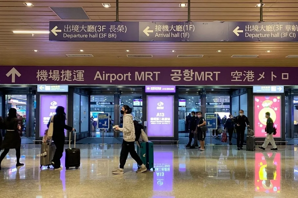 入境來台再鬆綁　指揮中心：3月1日起機場不再發快篩