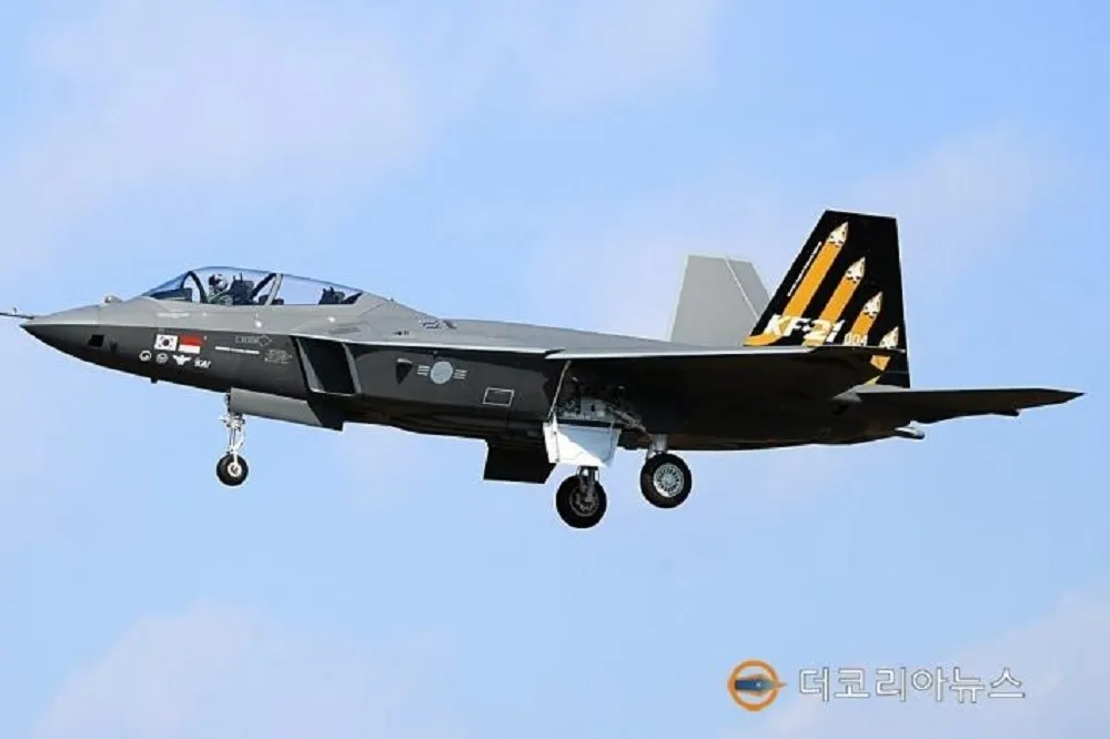 【有片】雙座型KF-21「獵鷹」成功試飛　再創南韓國產戰機里程碑