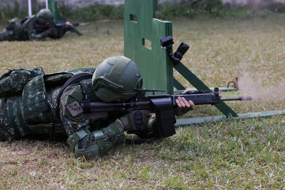 【圖輯】陸軍射擊訓練改採「臥、跪、立」　強化穩定能力達「人槍合一」