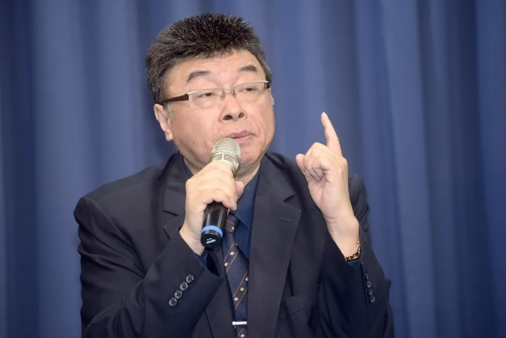 邱毅罵李敖兒是不肖子「你爸化成厲鬼也要把你咬掉」 　妨害名譽判賠10萬元