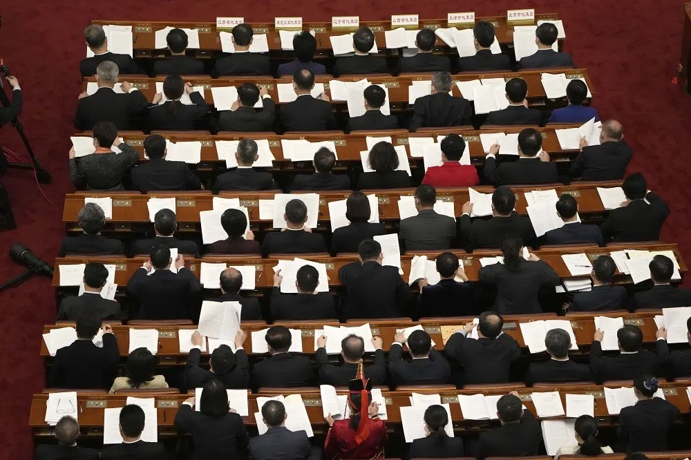 中國兩會提案光怪陸離　有代表建議「擊斃台獨人士」可獲「榮譽勳章」