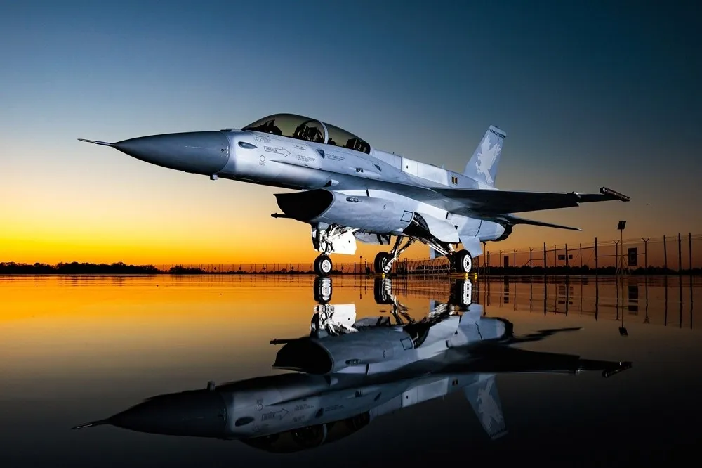 【F-16V戰機賣太好】洛馬向L3Harris下長單　採購「腹蛇之盾」內嵌式電戰干擾系統