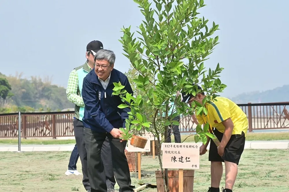 陳建仁：下周200萬顆雞蛋進口　籲民眾切勿囤積