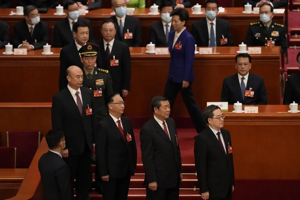 【中國兩會】全國人大通過國務院人事案　數十年來首度無女性出任副總理