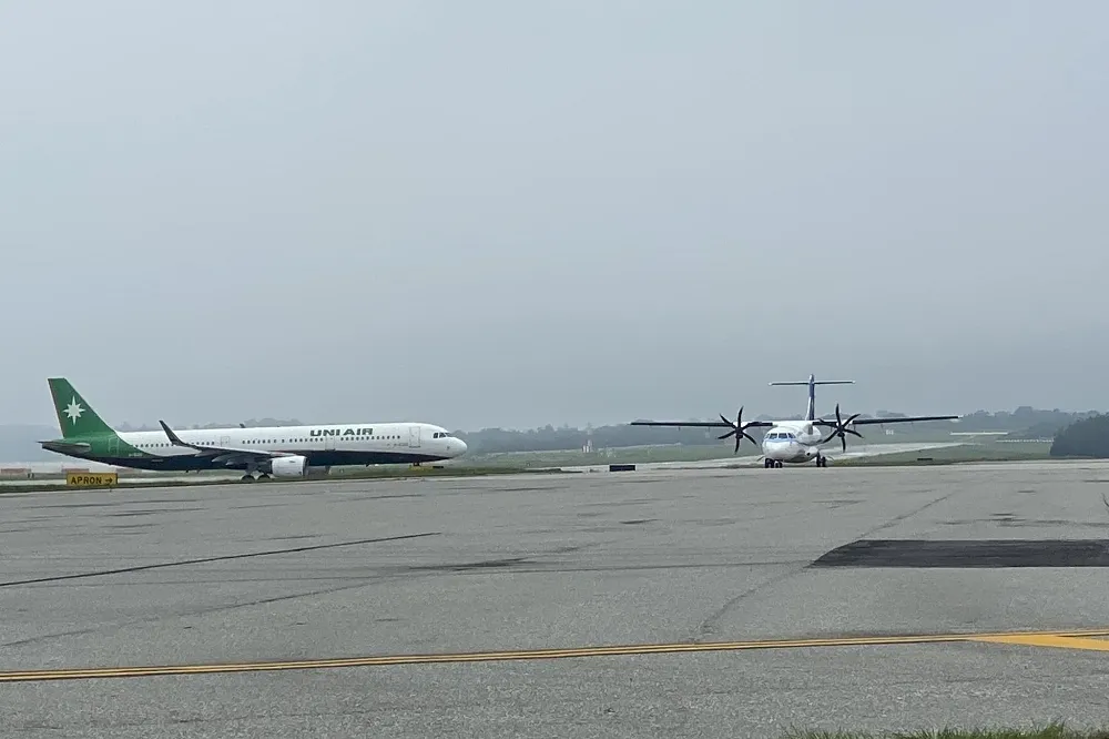 濃霧影響！　金門機場多架航班取消、上千名旅客滯留