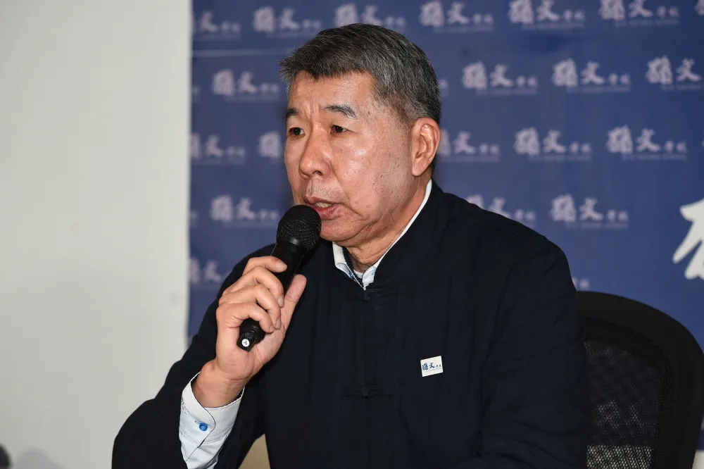 【總統提名徵召制】張亞中喊堂堂大黨連初選都不敢辦了　秘書長黃健庭明約見