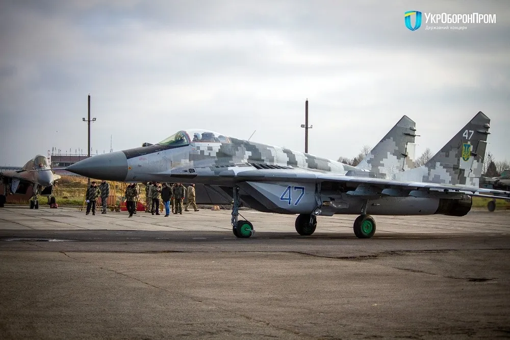 【有片】斯洛伐克援助MiG-29首批4架直飛烏克蘭　後續將改採F-16V戰機