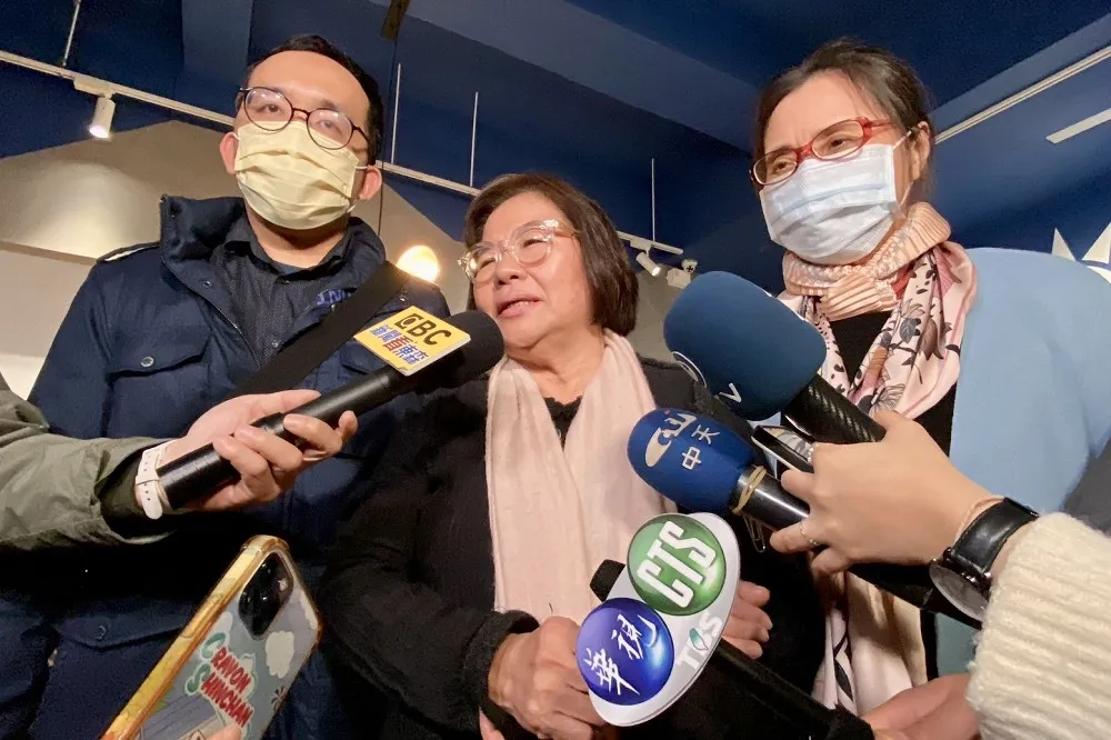 徐巧芯費鴻泰初選機制協調未果　待北市黨部30日開會決議見真章