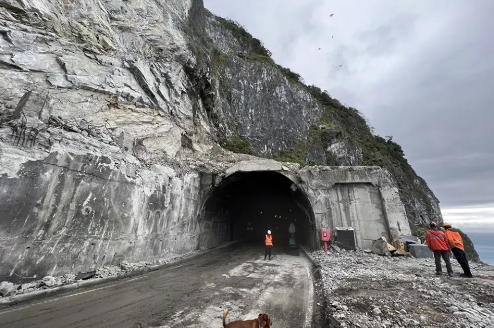 蘇花大清水明隧道路3月底提前防護完成　清明連假雙向通車