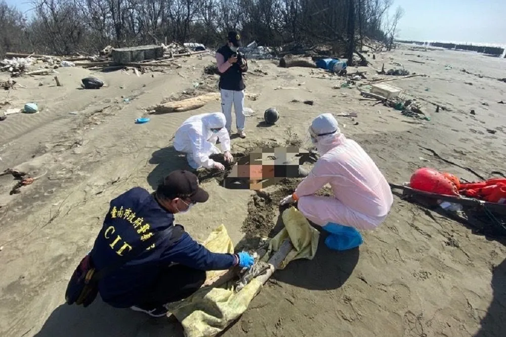 西部沿海浮屍潮是人蛇丟包或意外落海？　海巡署掌握社群線索：越南人疑買中國船偷渡來台