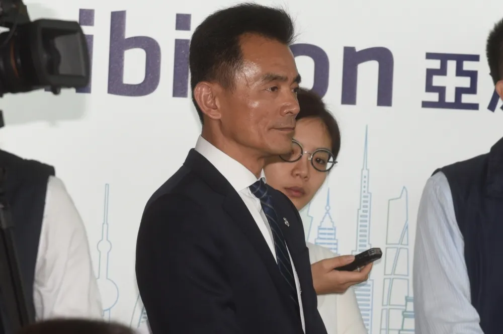 涉私菸案前空軍少將柳惠千明退伍　總統今任命轉任駐英公使