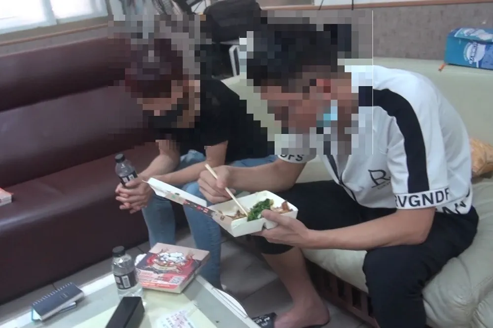 差24歲母子戀毒鴛鴦愛巢當毒窟　小男友扛責「自己一人所為」被收押