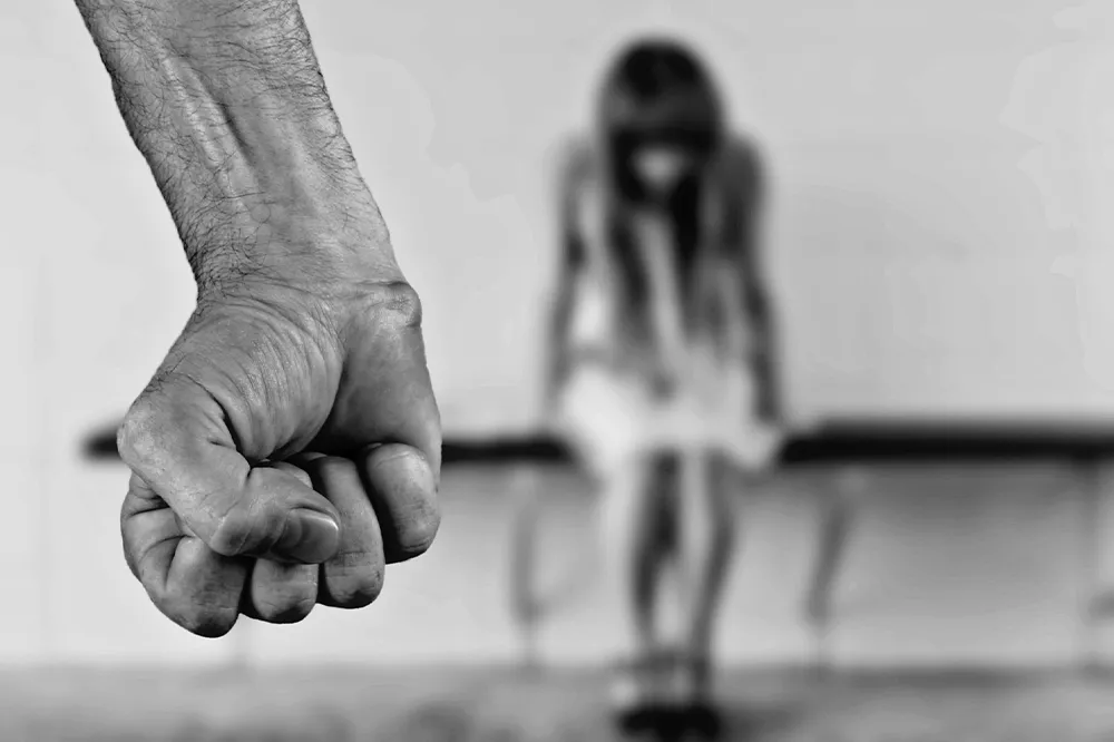 【台版柬埔寨詐團】不只殺人棄屍！用電擊棒虐女逼喊「皮卡丘」　6名變態強控手被起訴