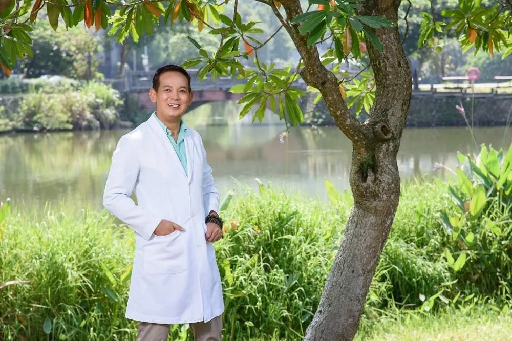 暑氣逼人血壓飆高怕怕？洛桑醫師教你 5 個護心守則