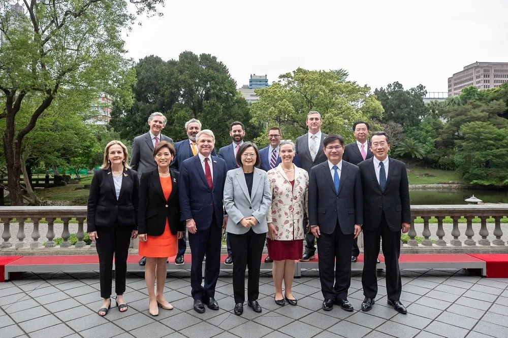 月初率團訪台遭中國制裁　美眾院外交委員會主席麥考爾：這是「榮譽勳章」