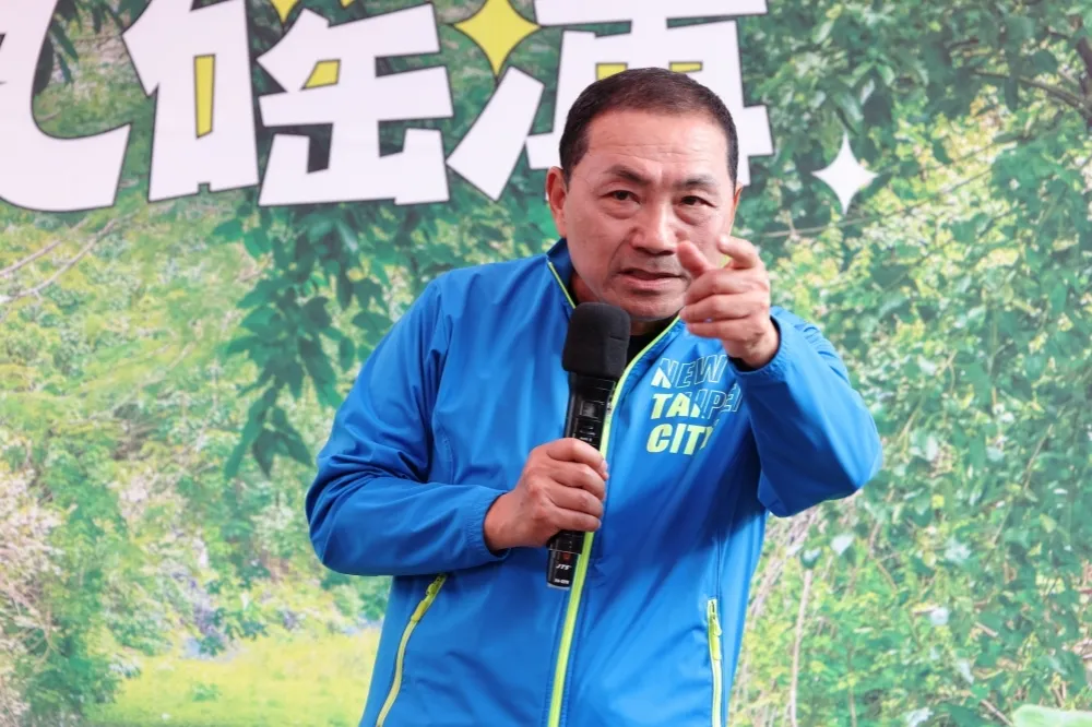 表態了？侯友宜訪母校　高喊：守護中華民國、捨我其誰