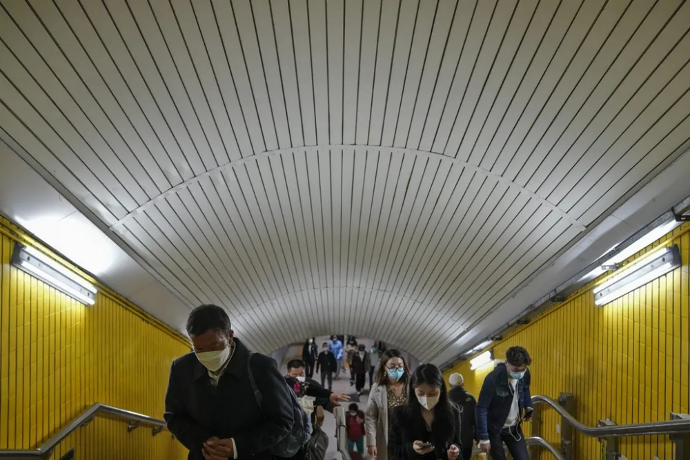 存款暴增　中國青年卻如此驚悚地無聲抗議