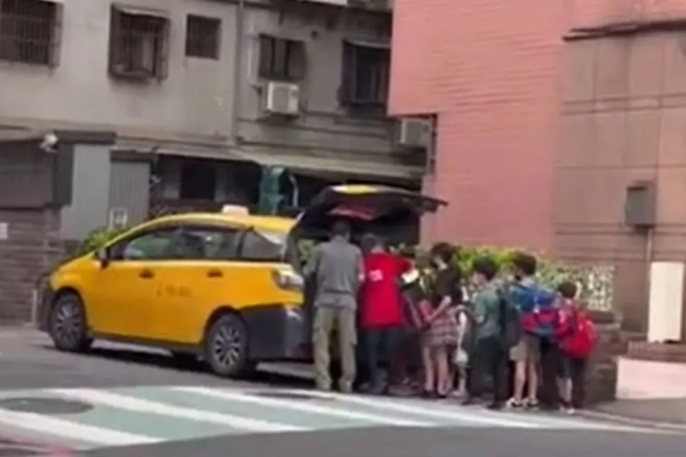 惡質補習班逼8童擠計程車還巴學生頭　新北教育局開罰了