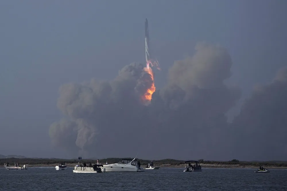 【有片】史上最大火箭SpaceX「星艦」首度試射　升空後意外爆炸
