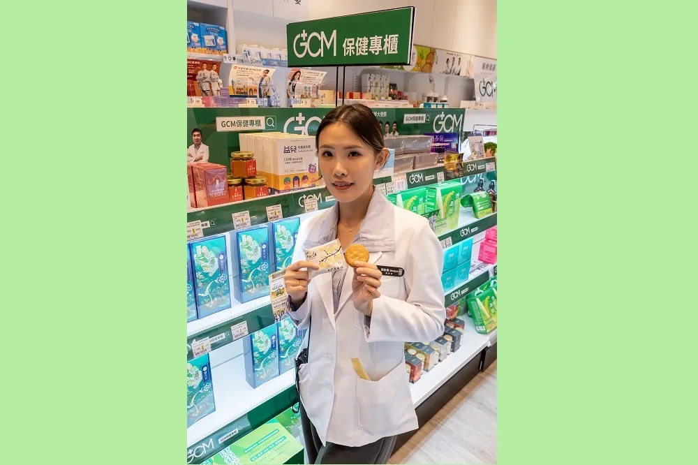 台灣首創!多功能複合式精品級藥局開幕　美女護理師最愛牛軋糖竟在藥局熱銷