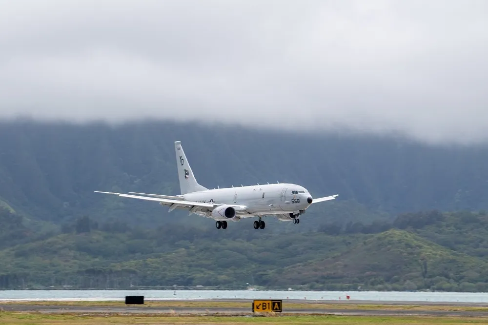 美軍P-8A巡邏機、法軍艦相繼穿越台海　解放軍怒嗆「美方公開炒作」