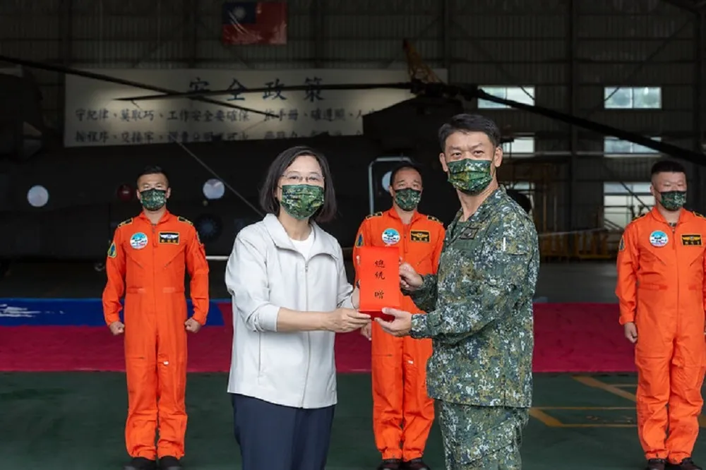 總統府永和警衛室主任由楊承華少將接任　昔為AH-64E阿帕契建軍推手