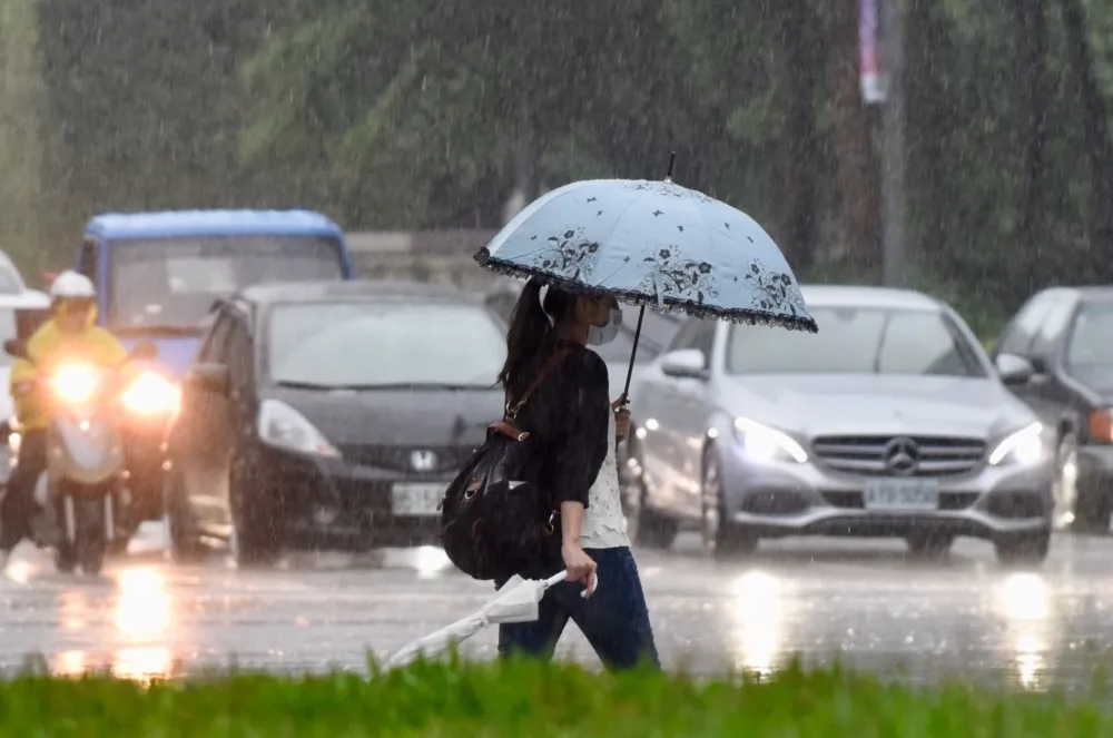 首波梅雨將至！北、東部轉涼有雨　中南部恐補不了水