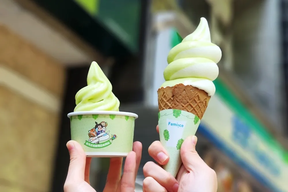 【有片】限時三天組合價優惠！全家「白葡萄霜淇淋」新登場　同場加映 CREMIA「麝香葡萄霜淇淋」