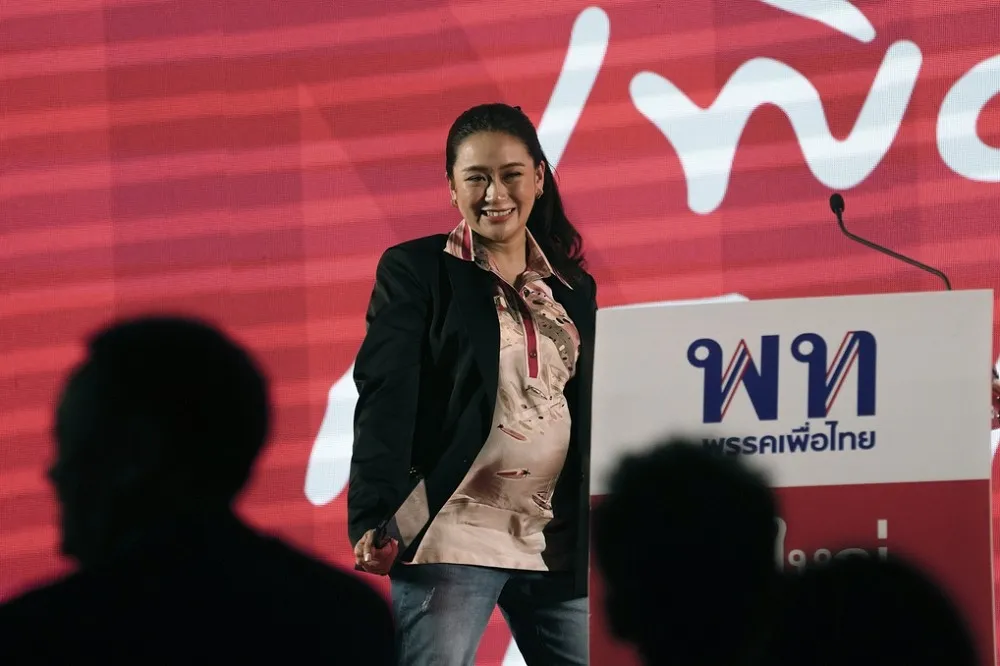 泰國14日舉行國會大選　流亡前總理塔克辛么女上演「公主復仇記」