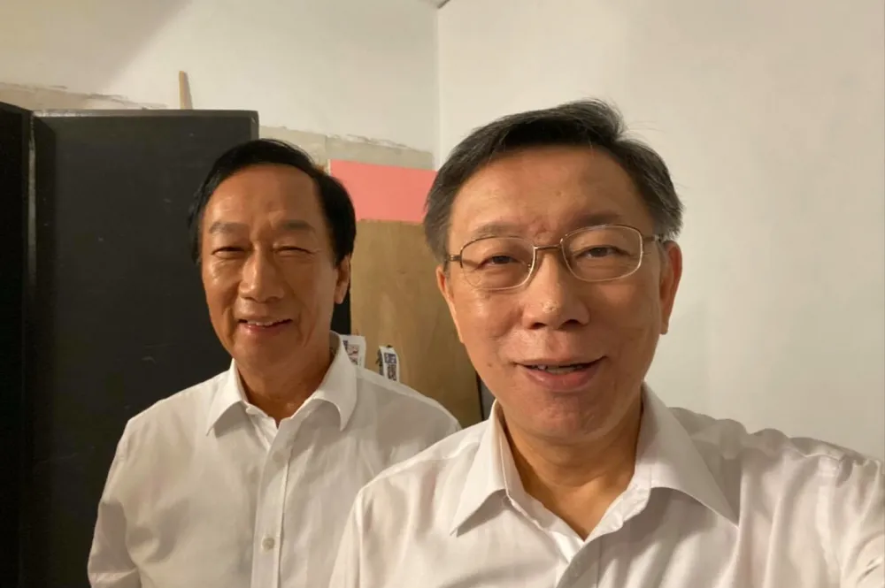 藍白合未破局？郭台銘夜會柯文哲　「郭、柯配」引臆測