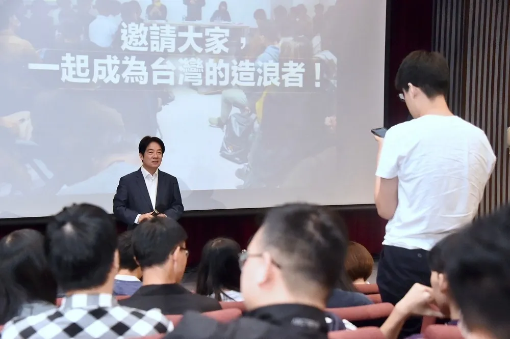 【政大與主席有約】大學生逼問「台獨立場與和平」　賴清德：靠實力的和平，才是真和平