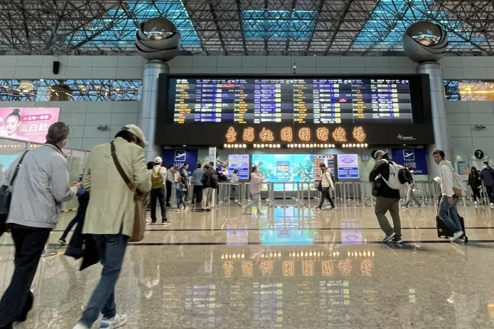 桃機一航廈短暫停電13分鐘　安檢機器停擺、旅客出國受影響