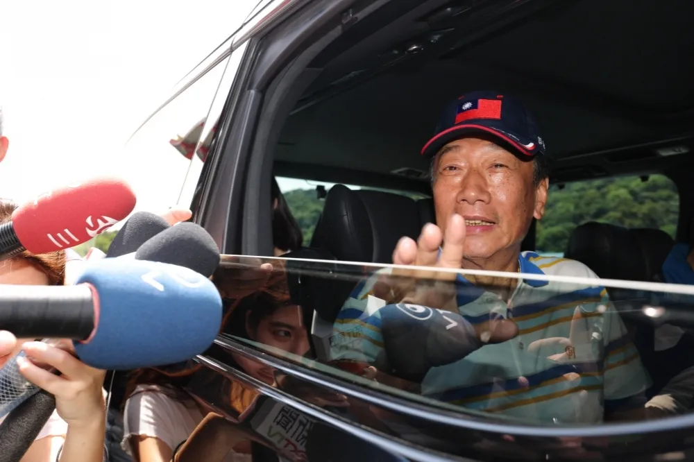 藍委李貴敏致電關心郭台銘心情　大聲喊話「國民黨仍需要你」